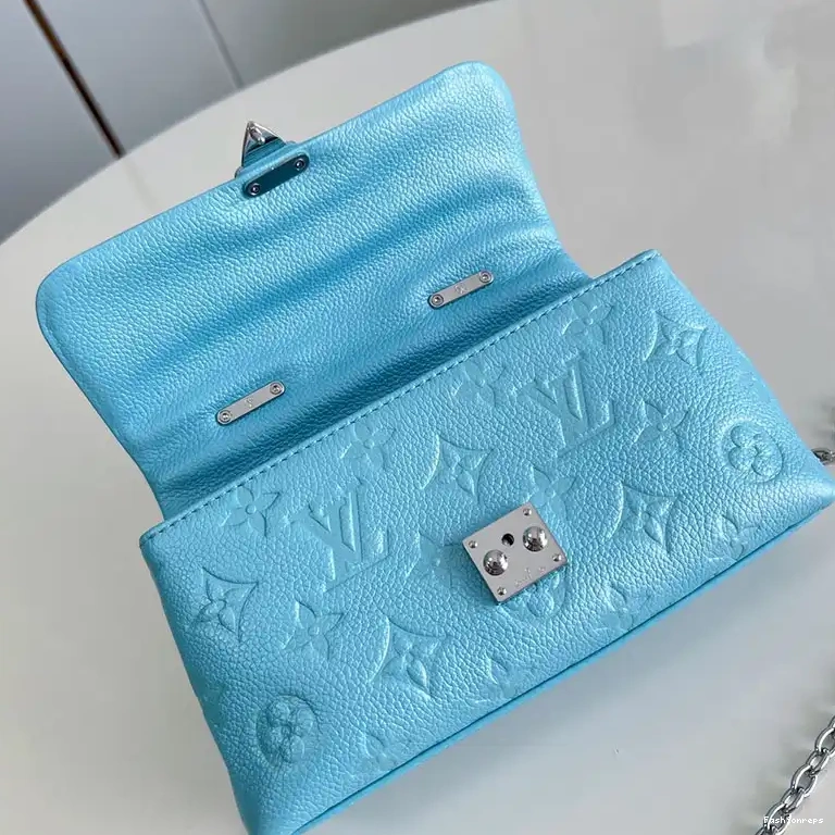 Fashionrepsfam ru 2411YA0294 LV Bags 0515